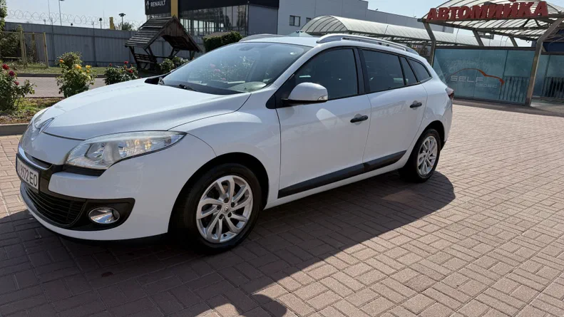 Renault Megane 2012 - 16