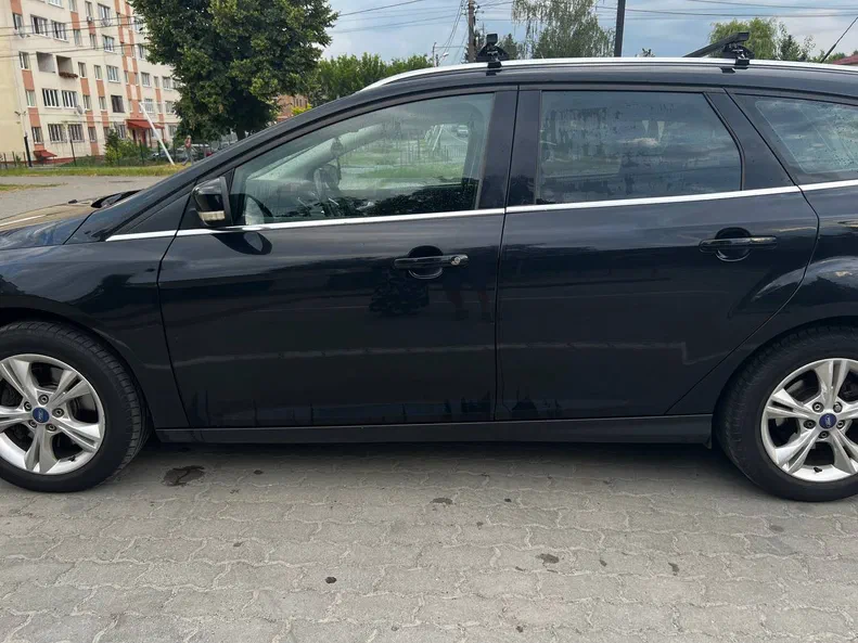 Ford Focus 2012 - 10