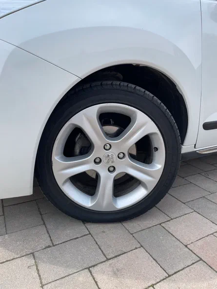 Peugeot 3008 2013 - 21