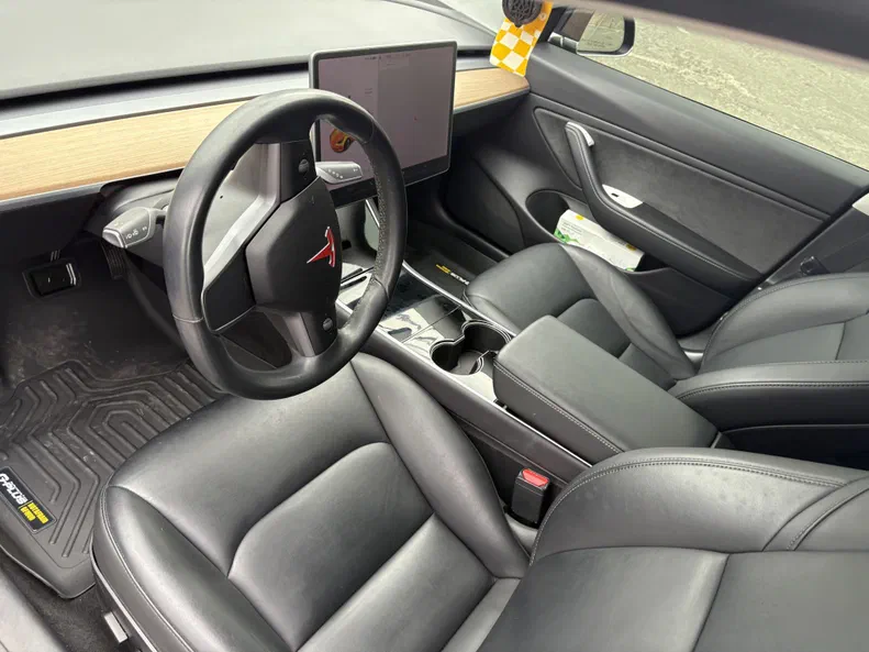 Tesla Model 3 2019 - 5