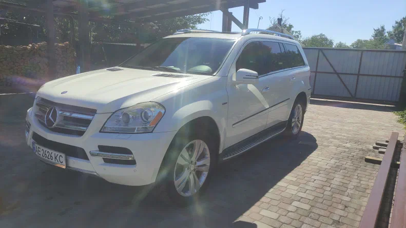 Mercedes-Benz GL-Клас 2011 - 8