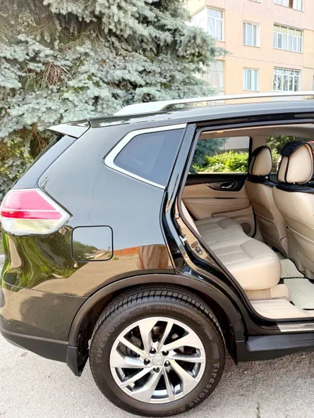 Nissan X-Trail 2015 - 18