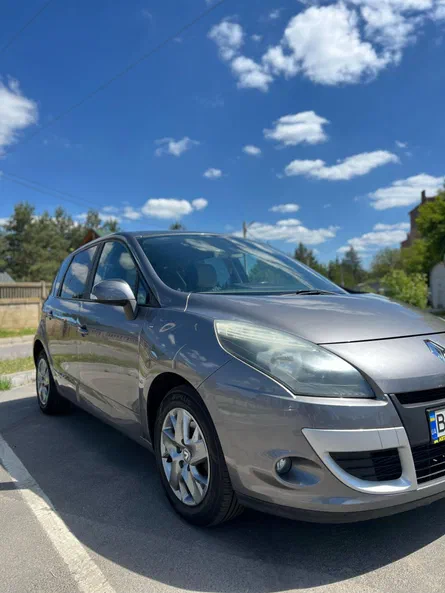 Renault Scenic 2011 - 5