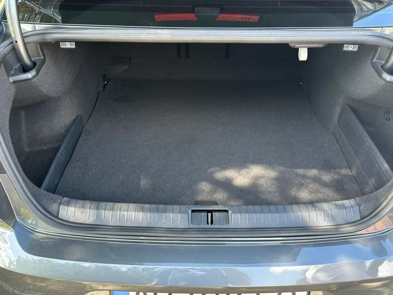 Volkswagen Passat 2017 - 19