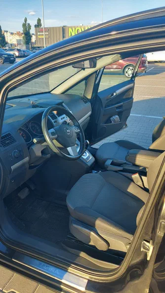 Opel Zafira 2012 - 7