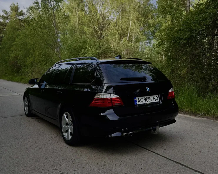 BMW 5 серія 2010 - 9
