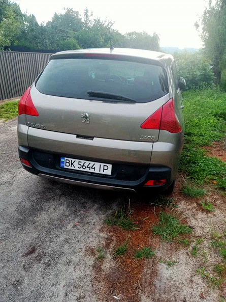 Peugeot 3008 2012