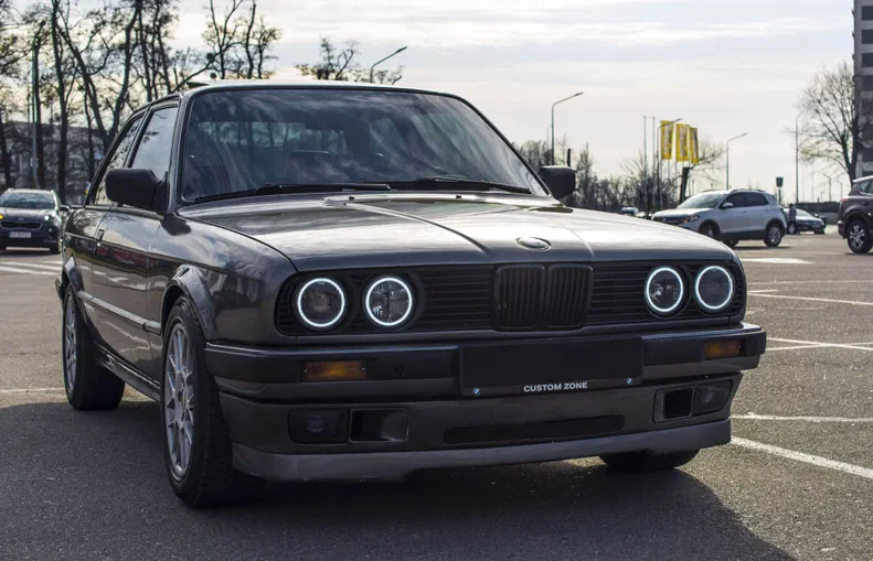 BMW 3 серія 1987 - 12