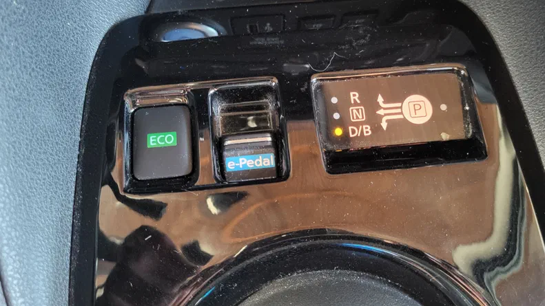 Nissan Leaf 2022 - 12