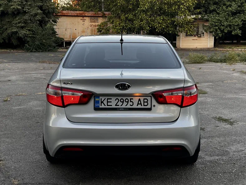 Kia Rio 2013 - 24