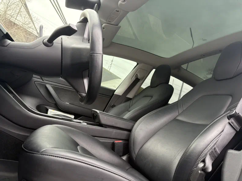 Tesla Model 3 2019 - 7