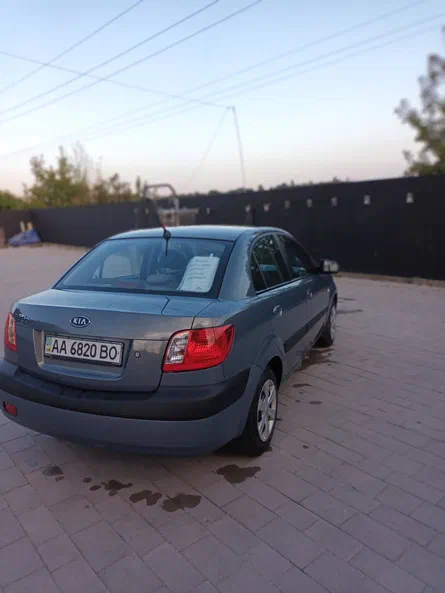 Kia Rio 2006