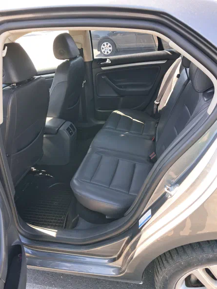 Volkswagen Jetta 2006 - 5