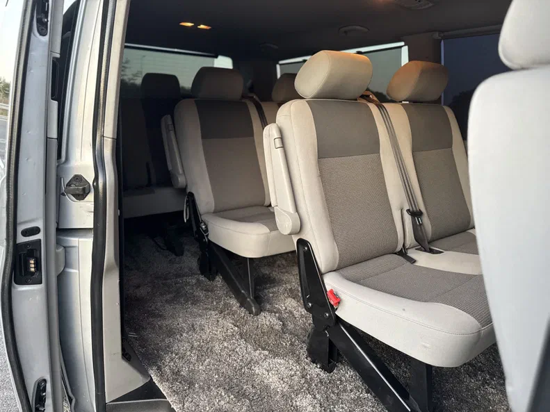 Volkswagen Caravelle 2012 - 6
