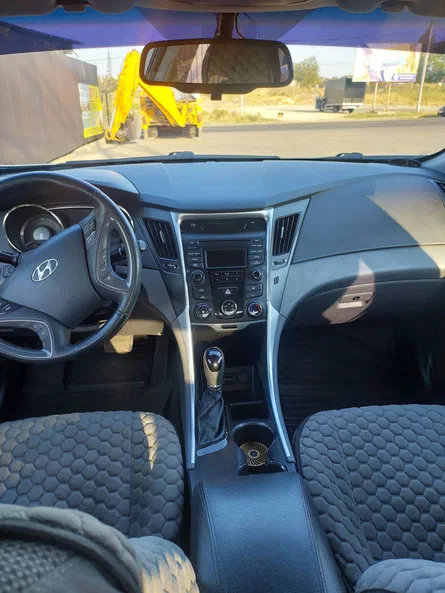 Hyundai Sonata 2013 - 5