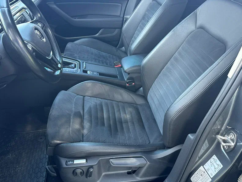 Volkswagen Passat 2017 - 18