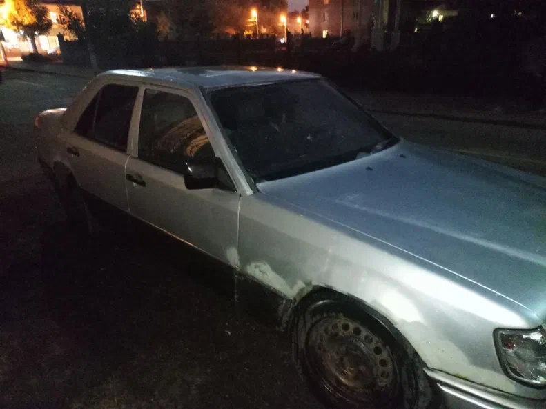 Mercedes-Benz E-Клас 1992 - 9