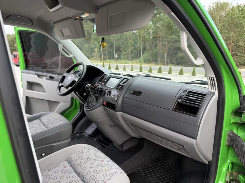 Volkswagen Transporter 2009 - 9