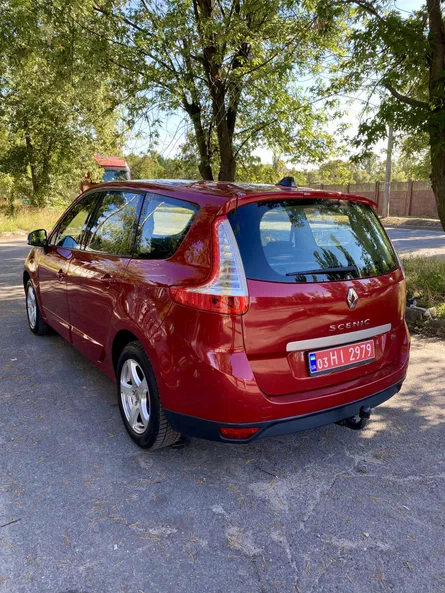 Renault Scenic 2011 - 11