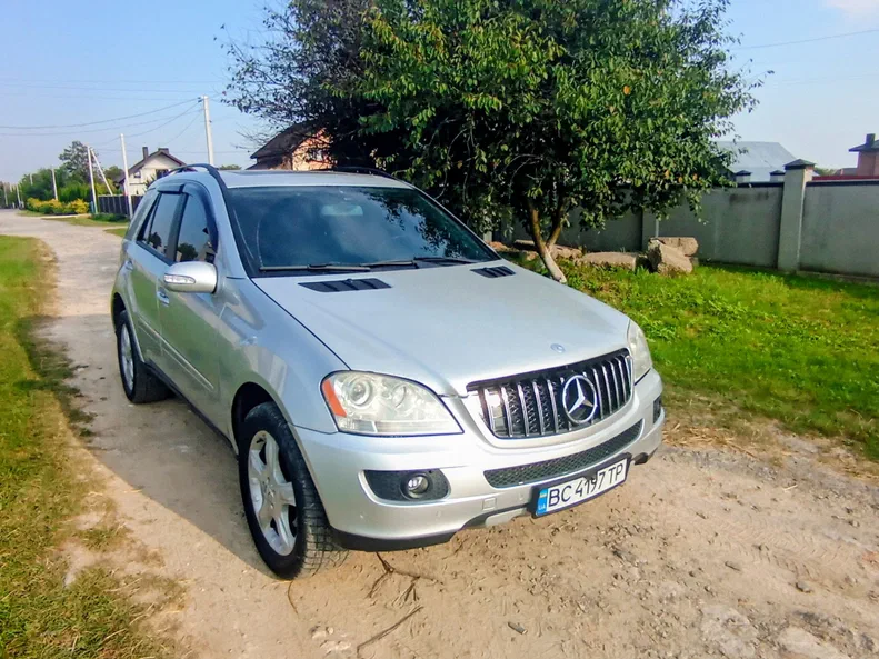 Mercedes-Benz M-Класс 2005