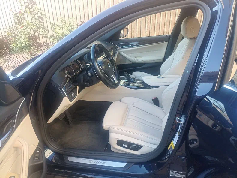 BMW 7 серія 2018 - 6