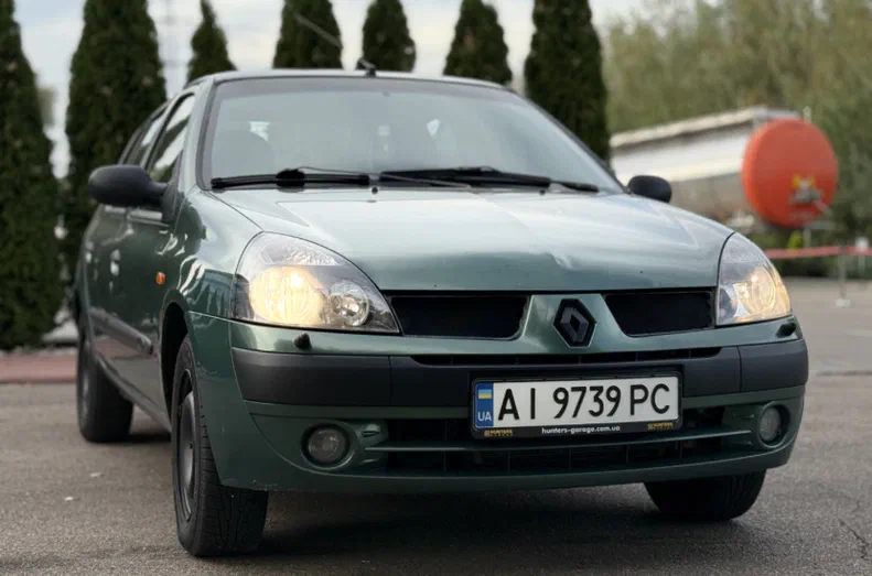 Renault Clio 2003