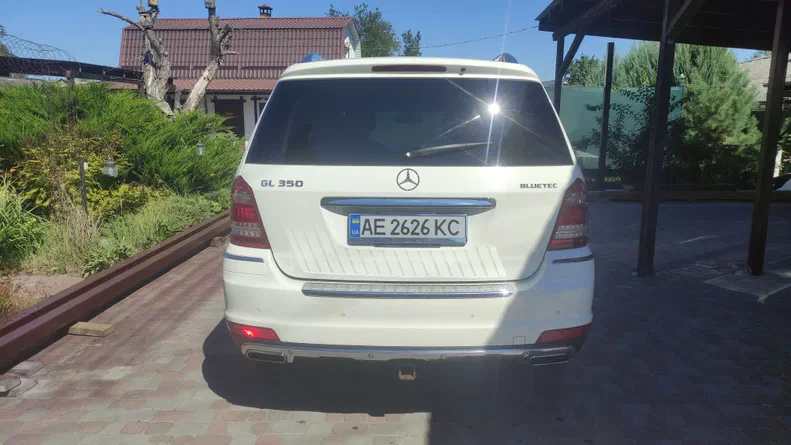 Mercedes-Benz GL-Клас 2011 - 10