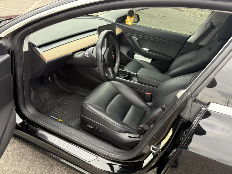 Tesla Model 3 2019 - 8