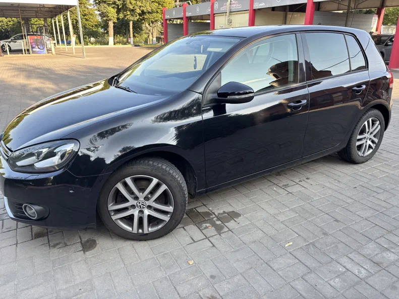Volkswagen Golf 2010 - 9