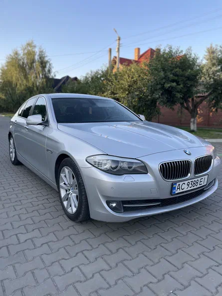 BMW 5 серія 2010 - 22