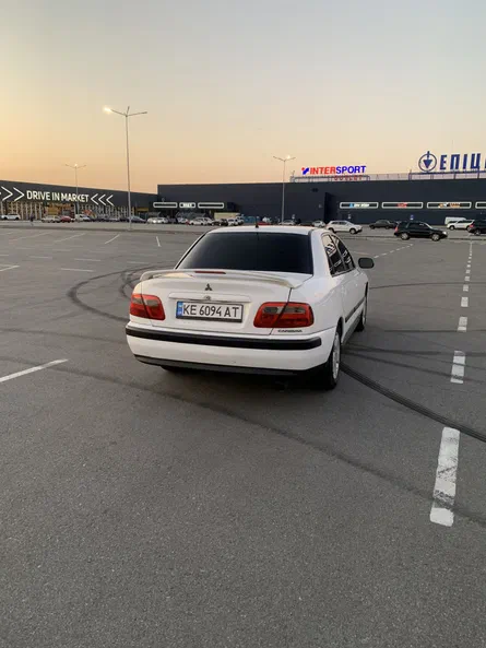 Mitsubishi Carisma 2002 - 14