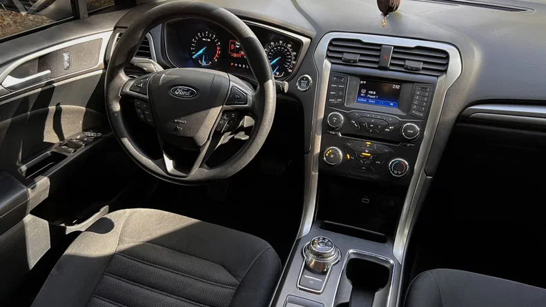 Ford Fusion (North America) 2016 - 9