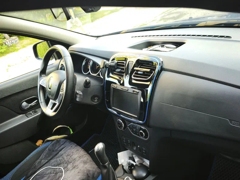 Renault Sandero 2020 - 18