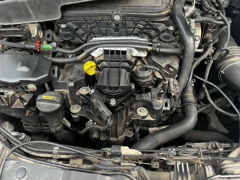 Ford Focus 2012 - 17