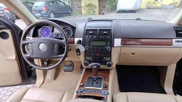 Volkswagen Touareg 2006 - 9