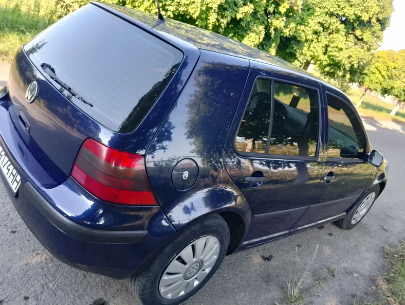 Volkswagen Golf 2001
