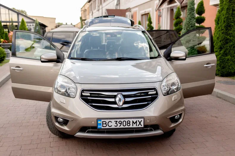 Renault Koleos 2012 - 19