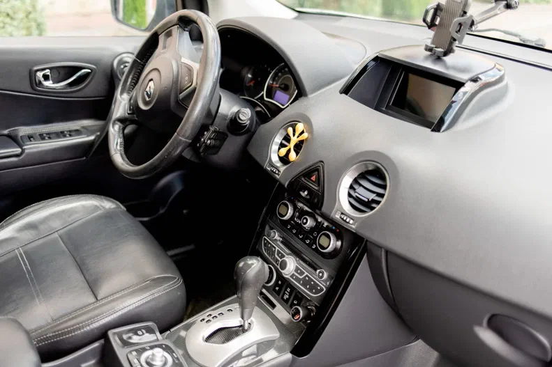 Renault Koleos 2012 - 18