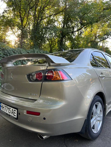 Mitsubishi Lancer 2008 - 5