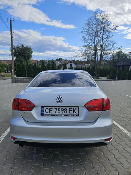 Volkswagen Jetta 2011 - 9