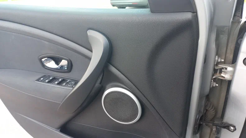 Renault Megane 2012 - 19