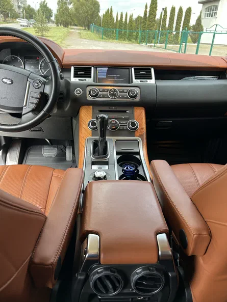 Land Rover Range Rover Sport 2011 - 10