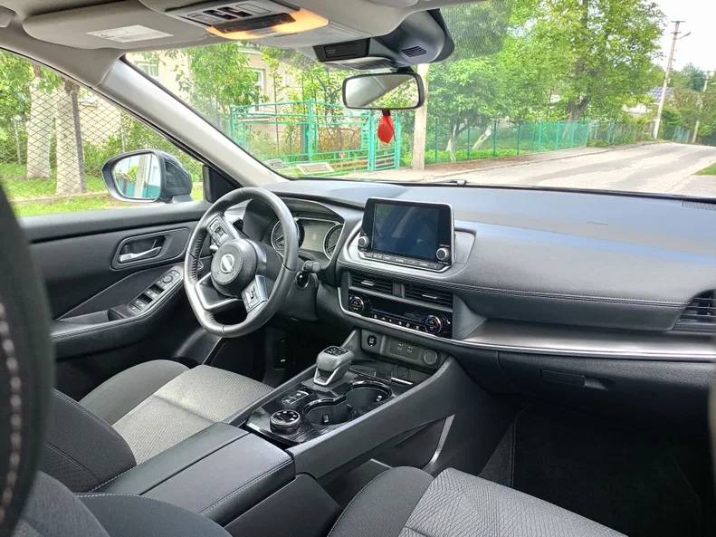 Nissan Rogue 2024 - 8