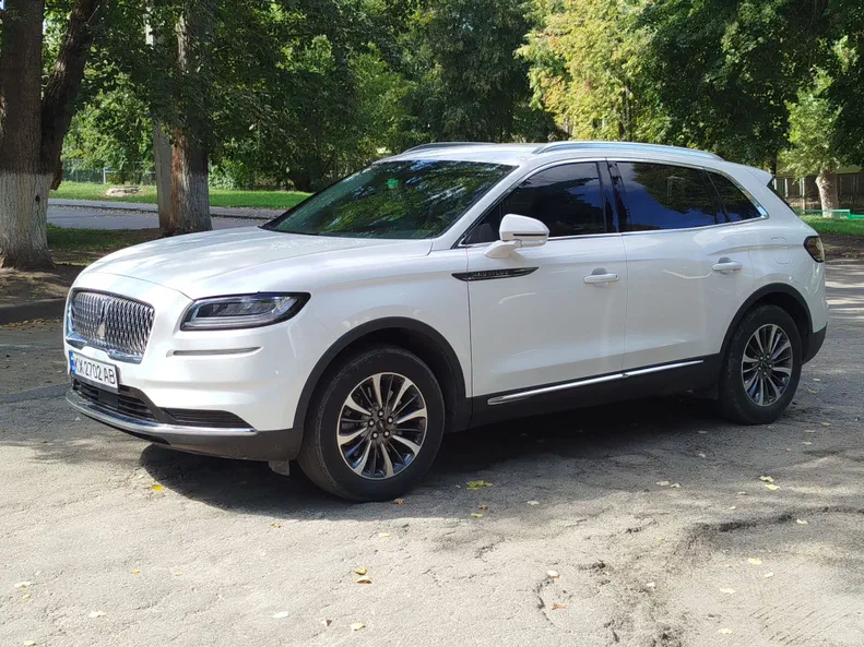 Lincoln Nautilus 2022