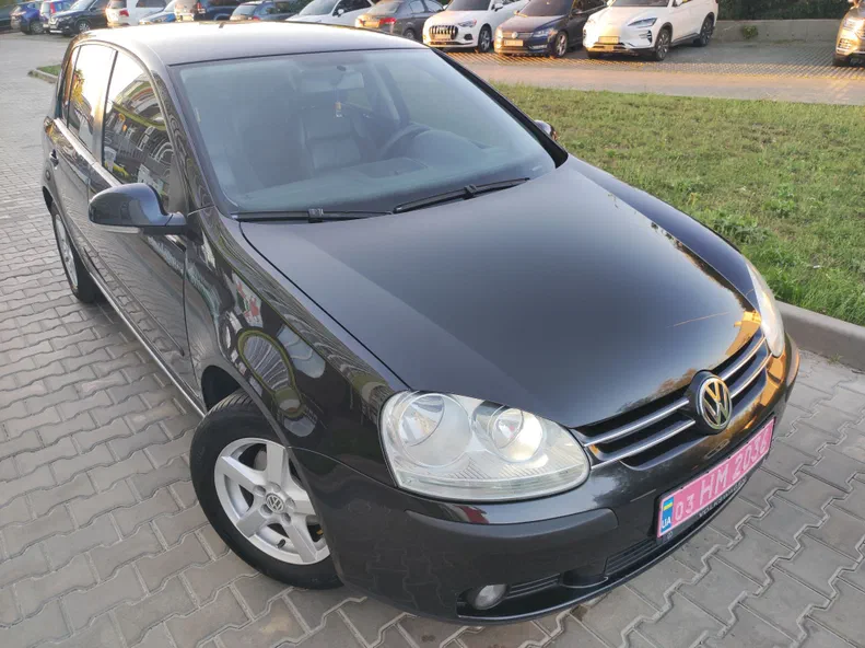Volkswagen Golf 2005 - 7