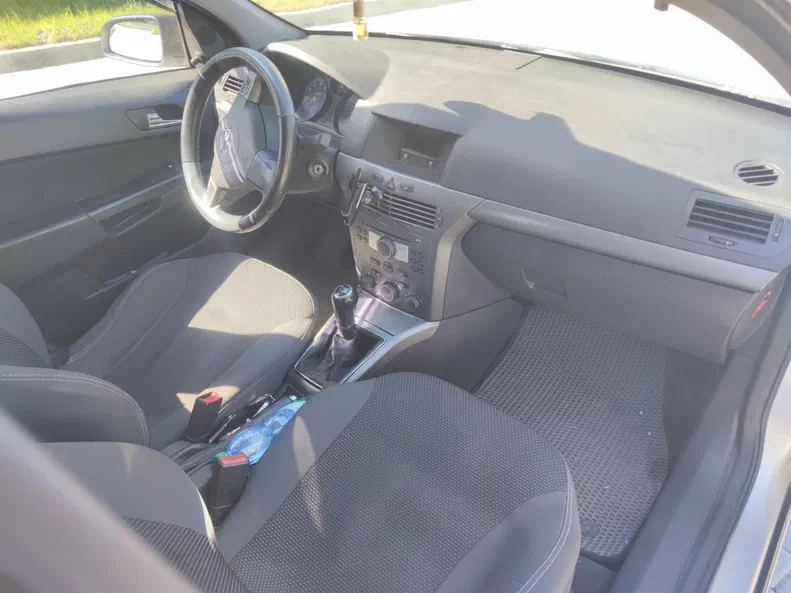 Opel Astra 2005 - 6