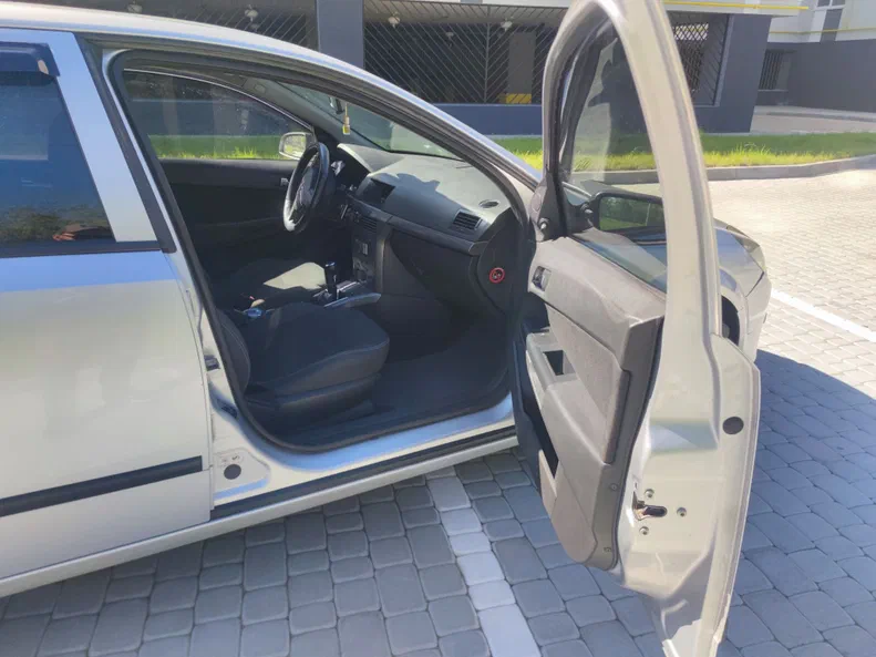 Opel Astra 2005 - 7