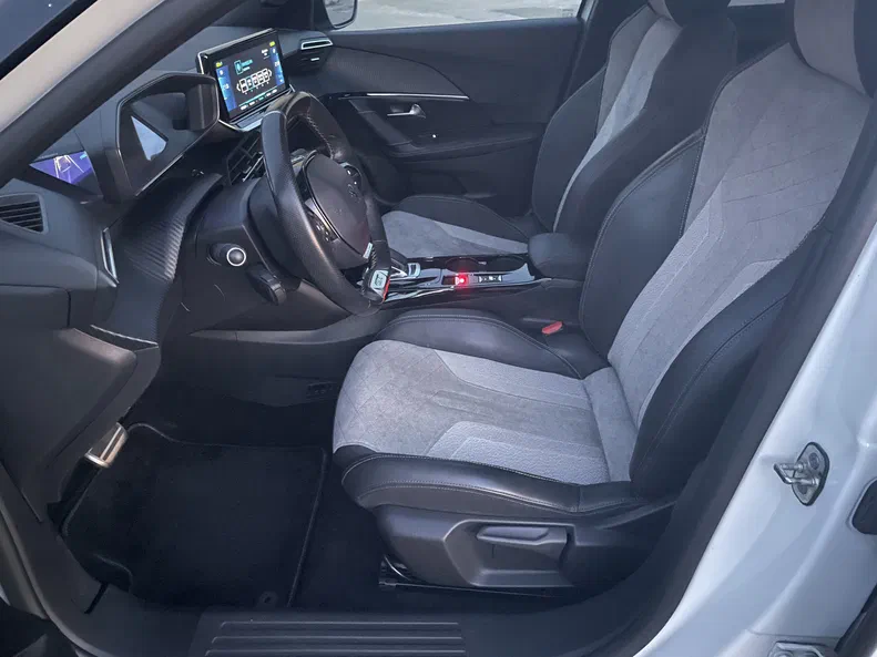 Peugeot 2008 2020 - 41