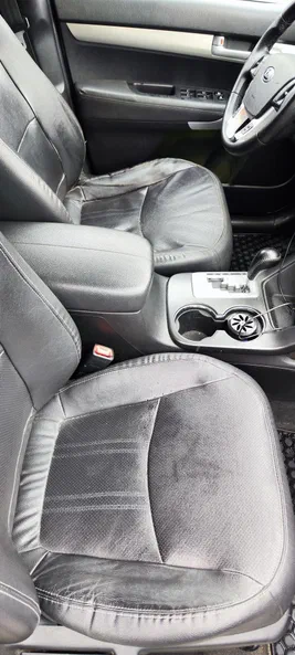 Kia Sorento 2012 - 6