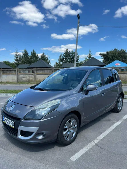 Renault Scenic 2011